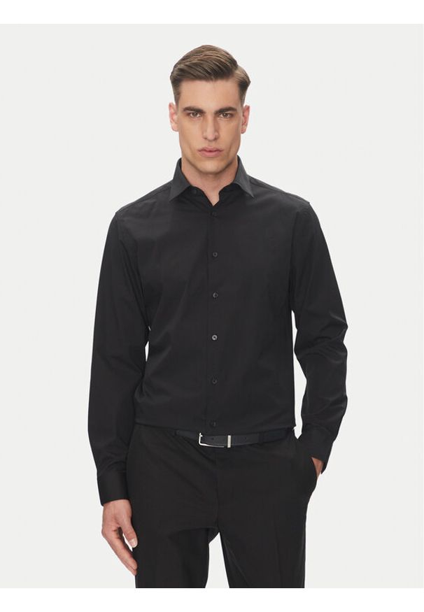 Calvin Klein Koszula Essential LV019EU001 Czarny Regular Fit. Kolor: czarny. Materiał: bawełna