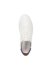 Wittchen - Męskie sneakersy skórzane klasyczne kremowo-granatowe. Nosek buta: okrągły. Kolor: niebieski, kremowy, wielokolorowy. Materiał: skóra. Wzór: gładki, kolorowy. Sezon: lato #10
