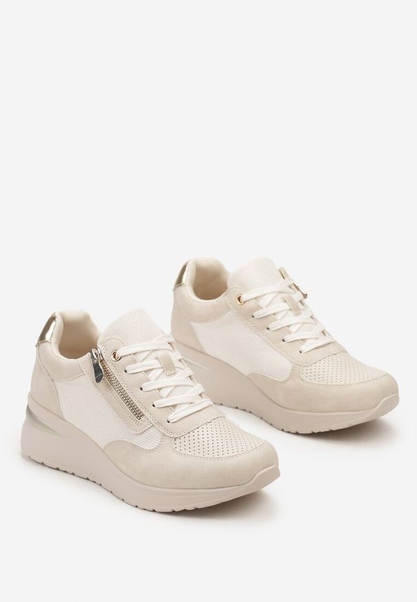 Renee - Beżowe Sneakersy na Koturnie Ozdobione Krótkim Suwakiem Yurgia. Kolor: beżowy. Wzór: aplikacja. Obcas: na koturnie