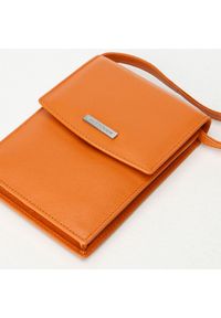 Wittchen - Minitorebka crossbody skórzana 2 w 1 pomarańczowa. Kolor: pomarańczowy. Materiał: skórzane. Styl: street #2