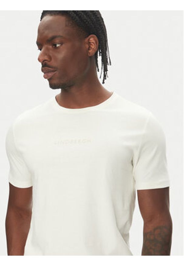 Lindbergh T-Shirt 30-400200 Écru Relaxed Fit. Materiał: bawełna