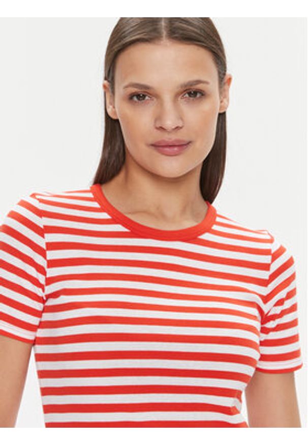 United Colors of Benetton - United Colors Of Benetton T-Shirt 3OA6E16A0 Biały Regular Fit. Kolor: biały. Materiał: bawełna