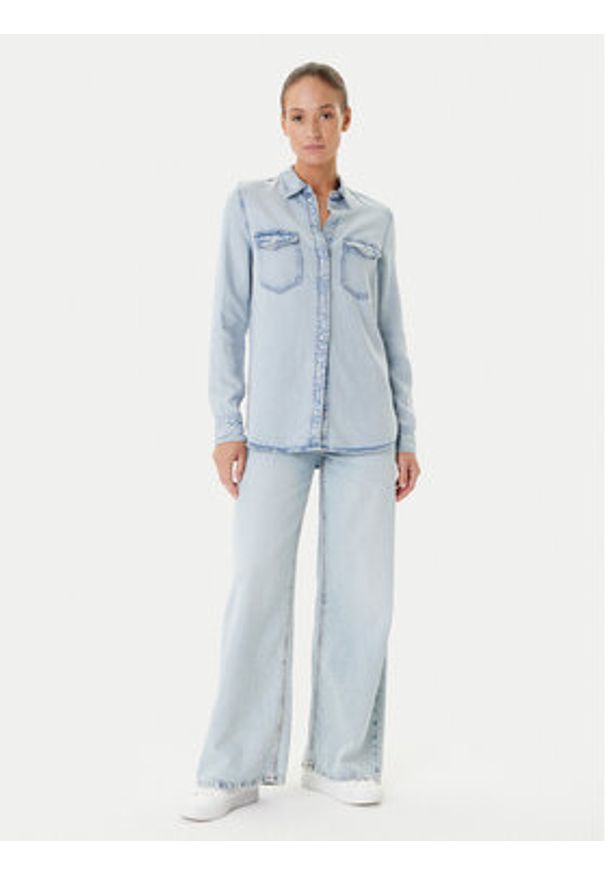 Guess Koszula jeansowa W5YH33 D4N61 Niebieski Regular Fit. Kolor: niebieski. Materiał: lyocell