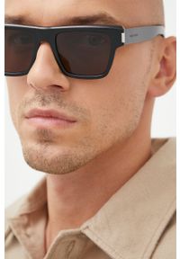 SAINT LAURENT - Saint Laurent okulary przeciwsłoneczne męskie kolor czarny. Kształt: prostokątne. Kolor: czarny. Wzór: geometria #3