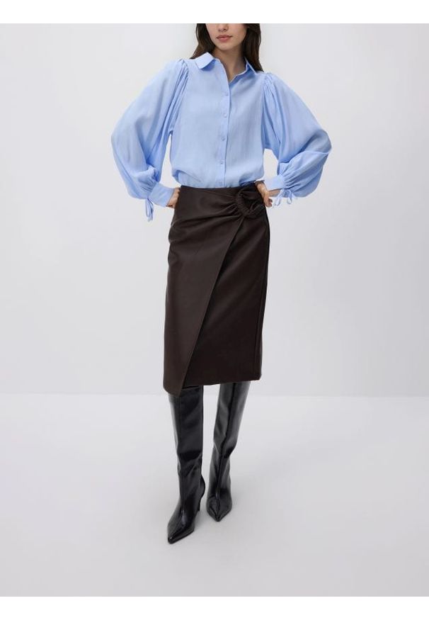 Reserved - Koszula z modalem - jasnoniebieski. Kolor: niebieski. Materiał: tkanina