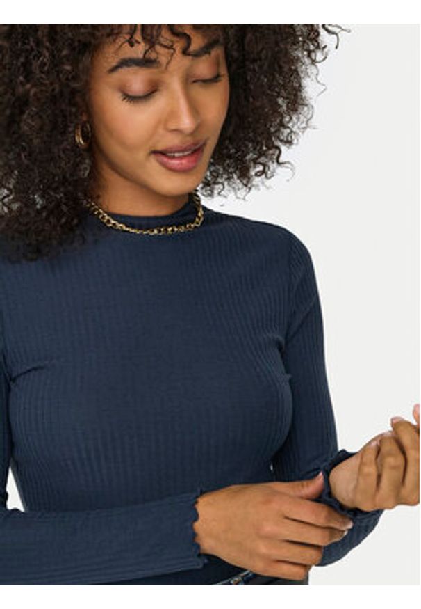 only - ONLY Bluzka Emma 15180040 Niebieski Slim Fit. Kolor: niebieski. Materiał: syntetyk