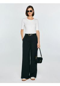 Big-Star - Koszulka damska w prążek biała Imija 100. Kolor: biały. Materiał: prążkowany, dzianina, materiał. Wzór: prążki #6