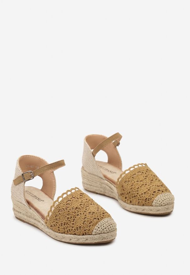 Born2be - Brązowe Espadryle z Koronkowym Noskiem i Plecionym Koturnem Nafirada. Okazja: na co dzień. Kolor: brązowy. Materiał: koronka. Sezon: lato. Obcas: na koturnie. Styl: casual, elegancki
