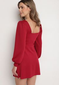 Born2be - Różowa Sukienka z Bufiastymi Rękawami i Kwadratowym Dekoltem Sopanielle. Okazja: na co dzień. Typ kołnierza: dekolt kwadratowy. Kolor: różowy. Materiał: skóra. Styl: klasyczny, casual #5