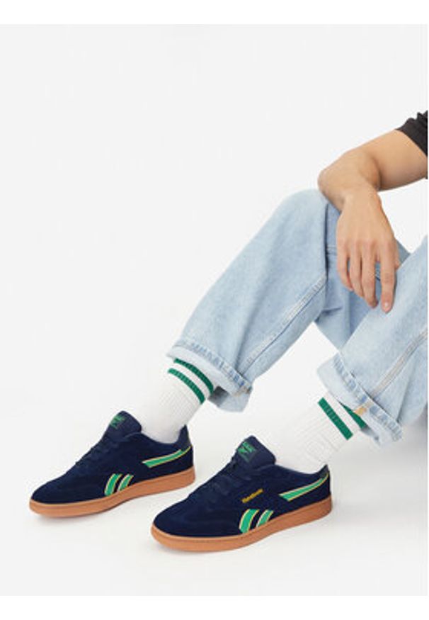 Reebok Sneakersy CEO-FORTE LOUNGER AR30252M-DCG Granatowy. Kolor: niebieski. Materiał: zamsz, skóra