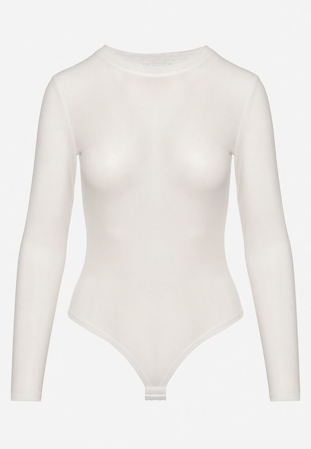 Born2be - Białe Gładkie Body z Długimi Rękawami Teuma. Kolor: biały. Długość rękawa: długi rękaw. Długość: długie. Wzór: gładki