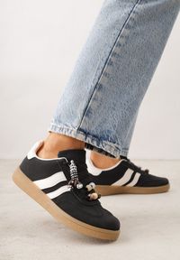 Born2be - Czarne Sneakersy w Stylu Tenisówek z Koralikami Charnara. Okazja: na co dzień. Kolor: czarny. Materiał: dresówka. Wzór: aplikacja #7