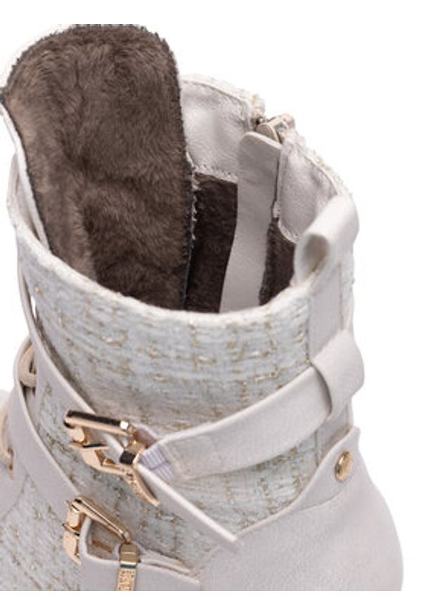 Mustang Trzewiki 1505-501 Biały. Kolor: biały. Materiał: materiał