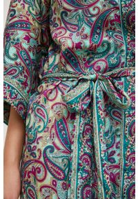 Answear Lab kimono jedwabne kolor zielony oversize wzorzysta. Kolor: zielony. Materiał: jedwab. Styl: wakacyjny #3