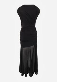Renee - Czarna Sukienka Elegancka z Drapowaniem i Siateczką z Dekoltem Łódką Phelerin. Typ kołnierza: dekolt w łódkę. Kolor: czarny. Typ sukienki: proste. Styl: elegancki #3