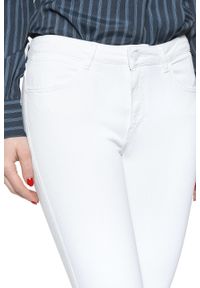 Wrangler - WRANGLER SKINNY DAMSKIE SPODNIE JEANSOWE WHITE W28MGO989 #4