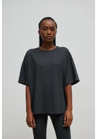 Marsala - Tshirt typu oversize w kolorze GRAPHITE - ONLY-M. Materiał: bawełna. Wzór: melanż. Styl: klasyczny, elegancki