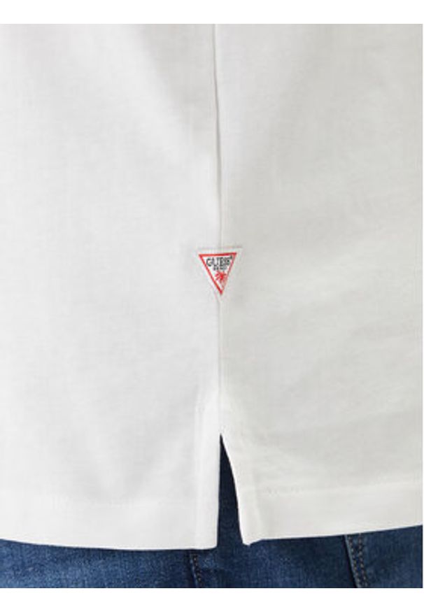 Guess Polo F6GP01 K8FQ4 Biały Regular Fit. Typ kołnierza: polo. Kolor: biały. Materiał: bawełna