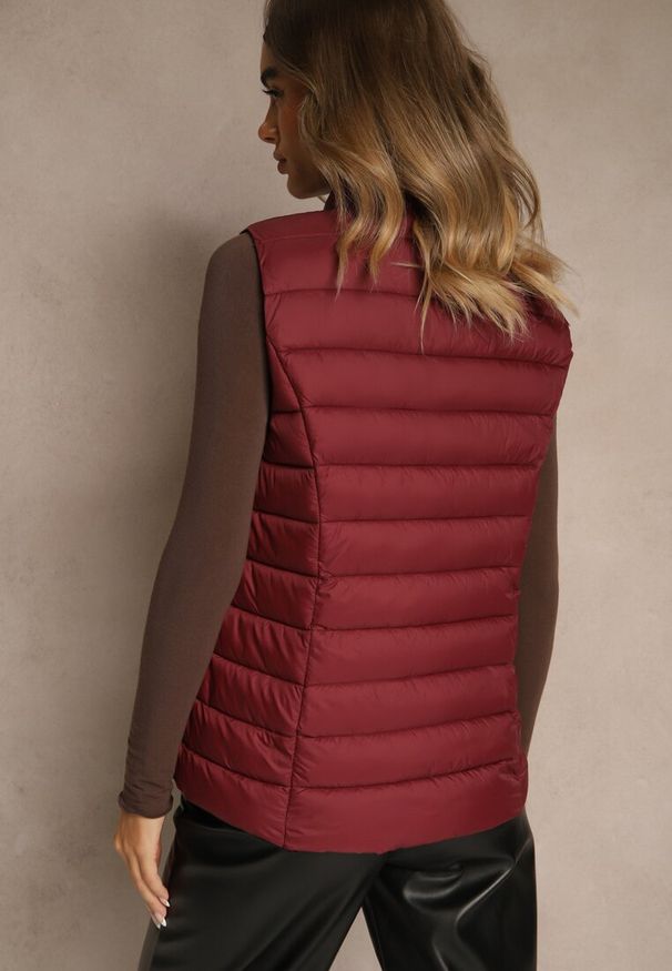 Renee - Bordowa Kamizelka Ozdobiona Pikowaniem Soellame. Okazja: na co dzień. Kolor: czerwony. Wzór: aplikacja. Styl: casual, street