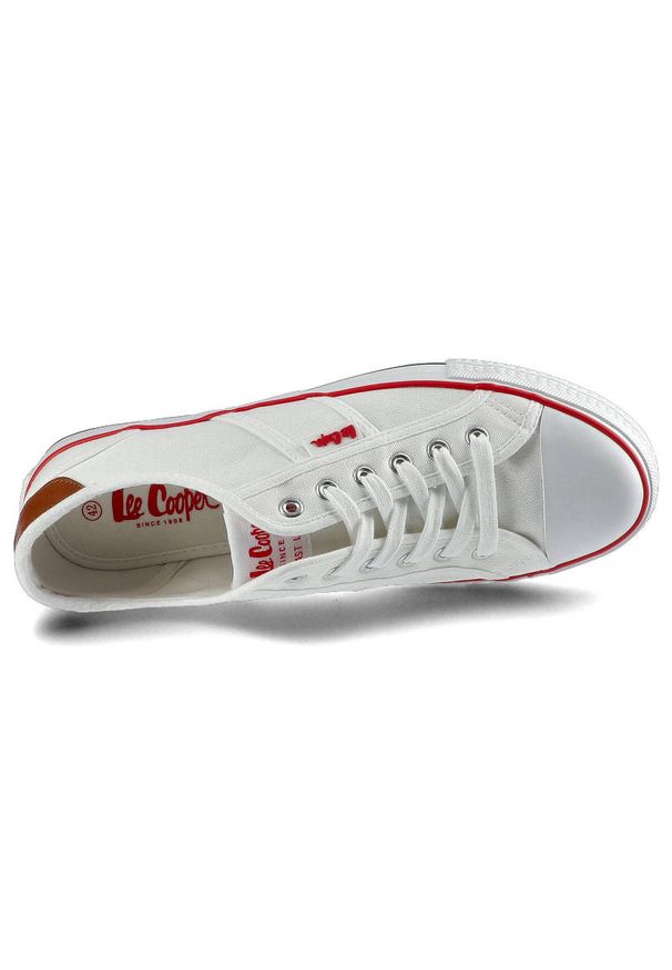 Białe Trampki Lee Cooper Męskie Wygodne Obuwie. Kolor: biały. Materiał: guma, materiał, skóra ekologiczna. Szerokość cholewki: normalna. Wzór: aplikacja. Styl: klasyczny