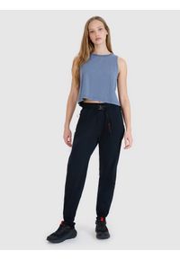 4f - 4F Spodnie casual damskie - czarne S. Okazja: na co dzień. Kolor: czarny. Materiał: materiał, tkanina, syntetyk. Styl: casual