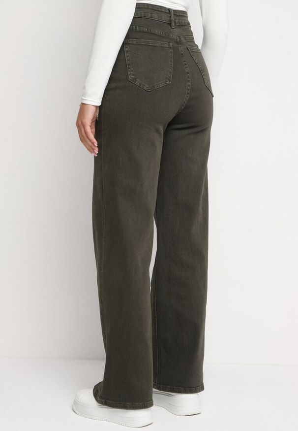 Born2be - Ciemnozielone Jeansy Szerokie Murisana. Okazja: na co dzień. Kolor: zielony. Styl: casual, elegancki