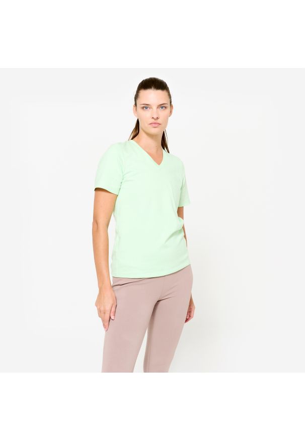 NYAMBA - Koszulka z krótkim rękawem damska Domyos Gym & Pilates. Kolor: zielony. Materiał: bawełna, materiał. Długość rękawa: krótki rękaw. Długość: krótkie. Sport: joga i pilates