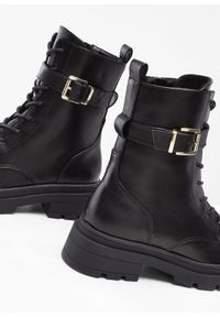 bonprix - Botki sznurowane ze sprzączką. Zapięcie: sprzączka. Kolor: czarny #2