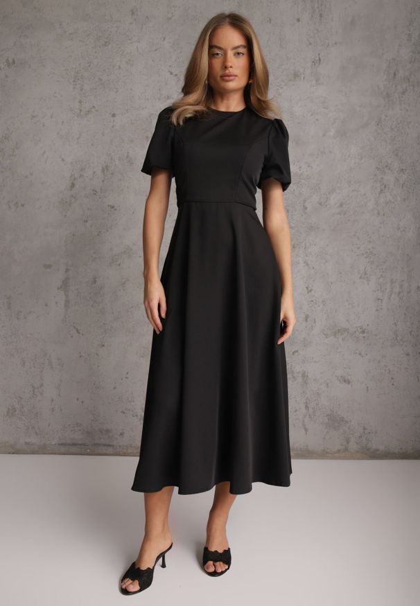 Renee - Czarna Rozkloszowana Sukienka Koktajlowa VICES na Krótki Rękaw Nessesha. Okazja: na randkę, na wesele, na ślub cywilny. Kolor: czarny. Długość rękawa: krótki rękaw. Styl: wizytowy. Długość: mini