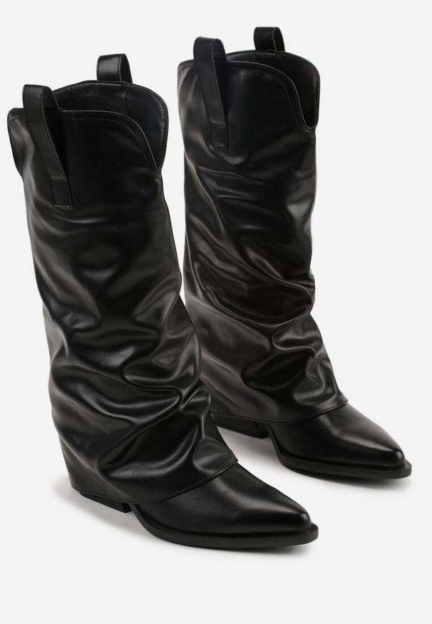 Renee - Czarne Kozaki Kowbojki na Stożku z Wywiniętą Marszczoną Cholewką Escana. Okazja: na co dzień. Kolor: czarny. Materiał: jeans. Szerokość cholewki: normalna. Obcas: na stożku. Styl: boho, casual