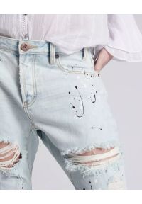 ONETEASPOON - Spodnie jeansowe Saints Boyfriend Florence. Stan: obniżony. Kolor: niebieski