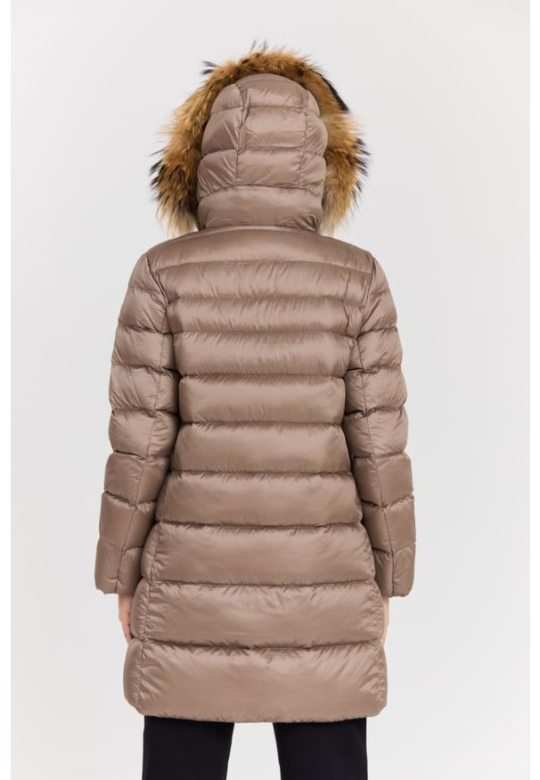 Hetrego - HETREGO Beżowa damska kurtka puchowa Leonie Quilted Woman Jacket With Detached Hood, Rozmiar 38 EU - 42 IT. Okazja: na co dzień. Kolor: beżowy. Materiał: puch. Długość rękawa: długi rękaw. Długość: długie. Styl: casual