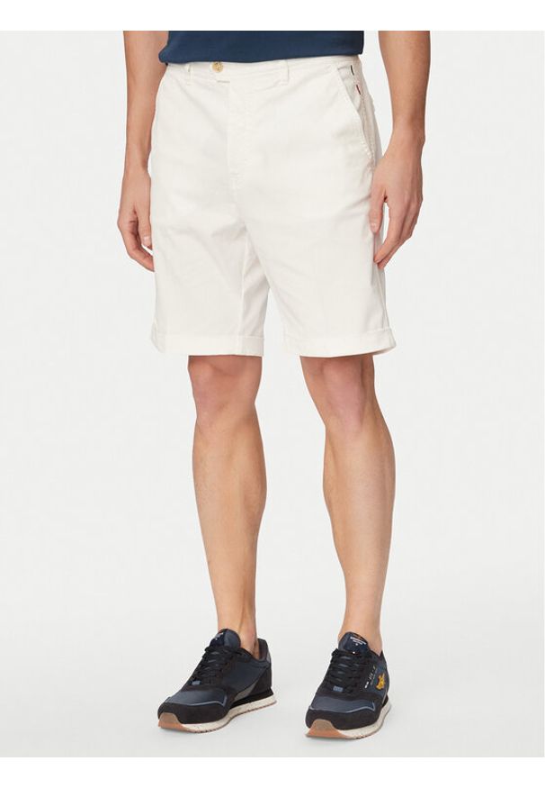 Aeronautica Militare Szorty materiałowe 261BE0278UCT04292 Biały Regular Fit. Kolor: biały. Materiał: bawełna
