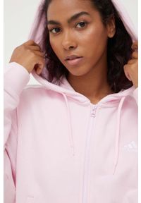 Adidas - adidas bluza damska kolor różowy z kapturem z aplikacją. Typ kołnierza: kaptur. Kolor: różowy. Materiał: materiał, dzianina. Długość rękawa: długi rękaw. Długość: długie. Wzór: aplikacja #2