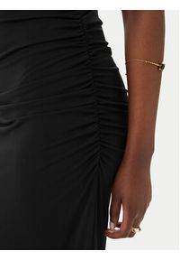 Vero Moda Sukienka wieczorowa Kassandra 10356465 Czarny Regular Fit. Kolor: czarny. Materiał: syntetyk. Styl: wizytowy #5