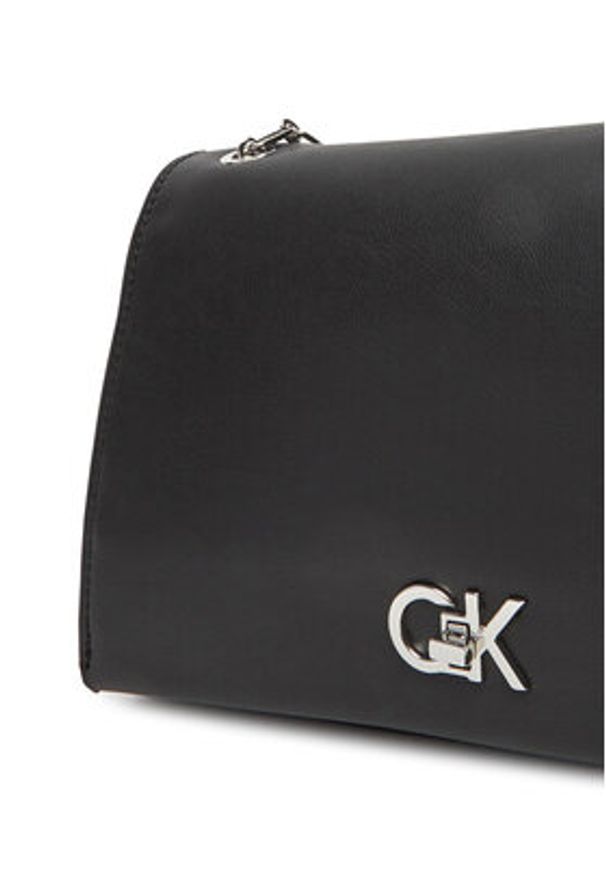 Calvin Klein Torebka Re-Lock Medium Chain LV04F3104G Czarny. Kolor: czarny. Materiał: skórzane