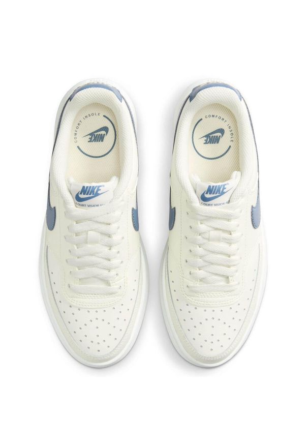 Buty do chodzenia damskie Nike Court Vision Alta Ltr. Kolor: wielokolorowy, niebieski, biały. Materiał: skóra, materiał. Szerokość cholewki: normalna. Model: Nike Court. Sport: turystyka piesza