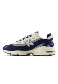 Buty unisex New Balance M1000MEN – granatowe. Okazja: na spacer, na co dzień. Kolor: niebieski. Szerokość cholewki: normalna. Sezon: lato. Sport: turystyka piesza #2