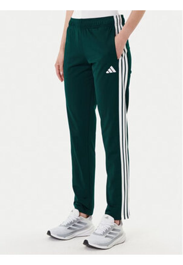 Adidas - adidas Dres Essentials 3-Stripes JX0505 Zielony Regular Fit. Kolor: zielony. Materiał: syntetyk
