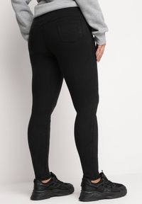 Born2be - Czarne Spodnie Skinny z Wysokim Stanem Panella. Stan: podwyższony. Kolor: czarny #3