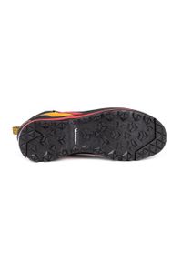 Buty górskie męskie Garmont VETTA TECH GTX. Wysokość cholewki: za kostkę. Zapięcie: sznurówki. Kolor: czerwony, czarny, żółty, wielokolorowy. Materiał: syntetyk, materiał. Szerokość cholewki: normalna