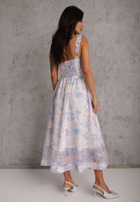 Renee - Niebieska Rozkloszowana Sukienka na Ramiączkach w Kwiaty w Romantycznym Stylu Callisise. Kolor: niebieski. Materiał: poliester. Długość rękawa: na ramiączkach. Wzór: kwiaty. Typ sukienki: rozkloszowane #2