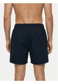 TOMMY HILFIGER - Tommy Hilfiger Szorty kąpielowe UM0UM03730 Granatowy Regular Fit. Kolor: niebieski. Materiał: syntetyk #2