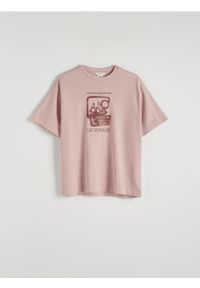 Reserved - T-shirt oversize z nadrukiem - brudny róż. Kolor: różowy. Materiał: dzianina, bawełna. Wzór: nadruk