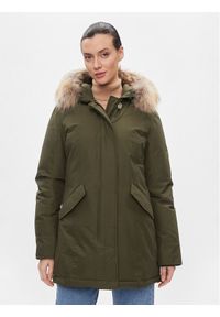 Woolrich Kurtka zimowa Arctic Raccoon CFWWOU0538FRUT0001 Zielony Regular Fit. Kolor: zielony. Materiał: bawełna. Sezon: zima