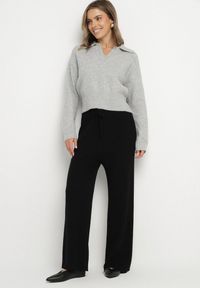 Born2be - Czarne Szerokie Spodnie High Waist z Wiskozą z Gumką w Pasie Essica. Okazja: na co dzień. Stan: podwyższony. Kolor: czarny. Materiał: wiskoza. Wzór: aplikacja. Styl: elegancki, casual #7