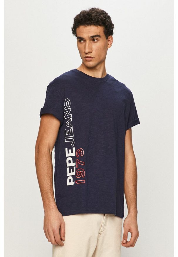 Pepe Jeans - T-shirt Douglas. Okazja: na co dzień. Kolor: niebieski. Wzór: nadruk. Styl: casual