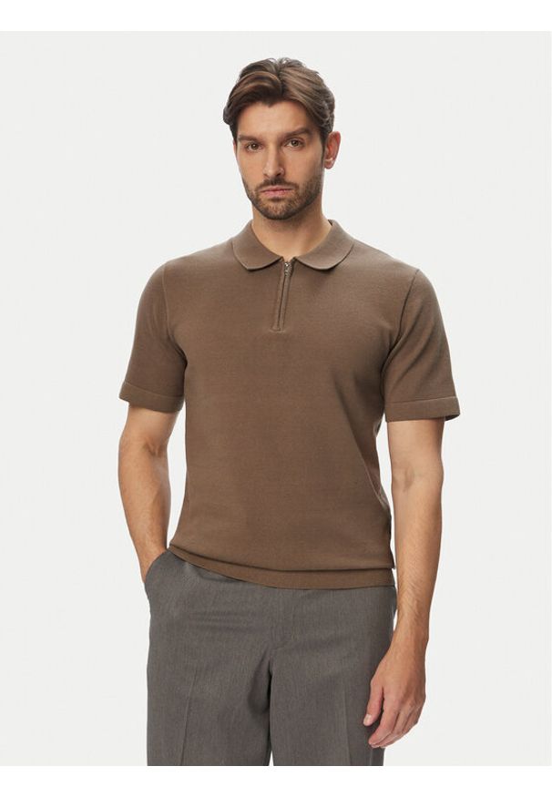 Jack & Jones Polo Milano 12304870 Brązowy jasny Regular Fit. Typ kołnierza: polo. Kolor: brązowy. Materiał: bawełna