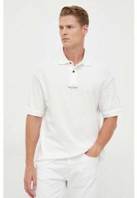 Armani Exchange polo bawełniane kolor beżowy z nadrukiem. Typ kołnierza: polo. Kolor: beżowy. Materiał: bawełna. Długość: krótkie. Wzór: nadruk #4