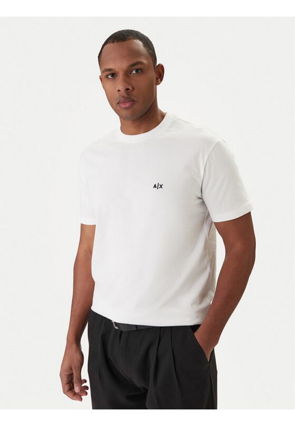 Armani Exchange T-Shirt XM001568 AF10358 U0009 Biały Regular Fit. Kolor: biały. Materiał: bawełna